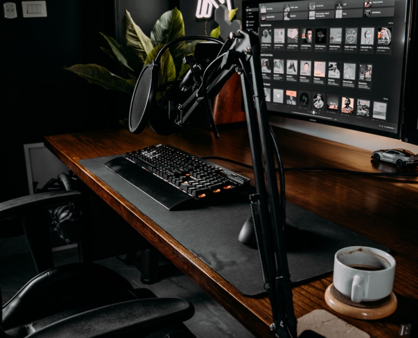 amr-taha-UOMrO-JN-XQ-unsplash